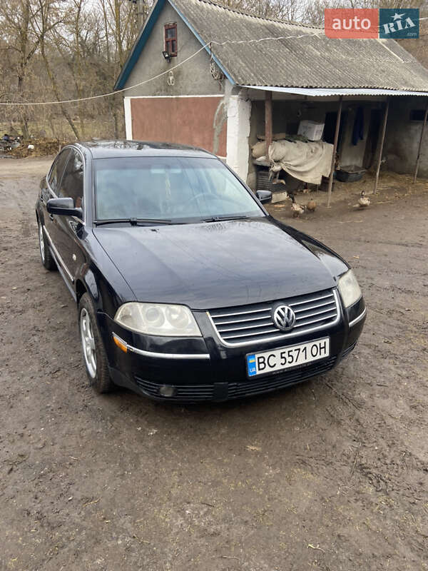 Седан Volkswagen Passat 2003 в Яворове