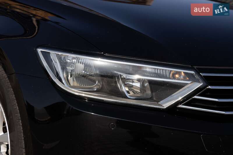 Універсал Volkswagen Passat 2015 в Луцьку