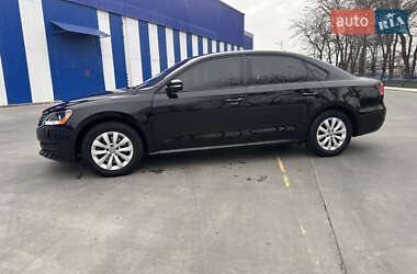 Седан Volkswagen Passat 2014 в 