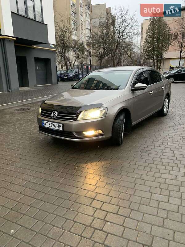 Седан Volkswagen Passat 2013 в 