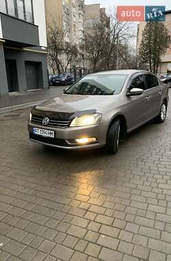 Седан Volkswagen Passat 2013 в 