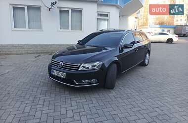 Volkswagen Passat 2012 Volkswagen Passat 2012