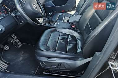 Універсал Volkswagen Passat 2012 в 