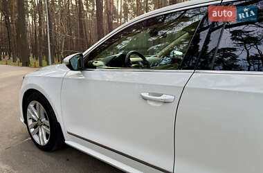 Седан Volkswagen Passat 2016 в 