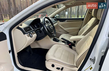 Седан Volkswagen Passat 2016 в 