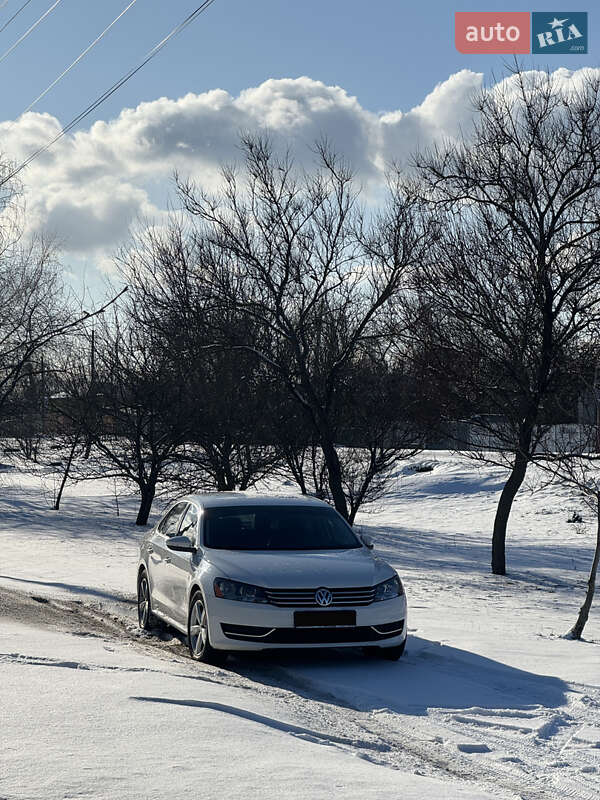 Седан Volkswagen Passat 2012 в 