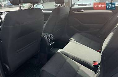 Універсал Volkswagen Passat 2014 в 