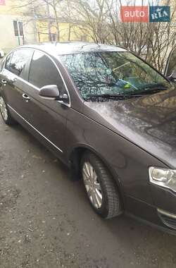 Седан Volkswagen Passat 2006 в 