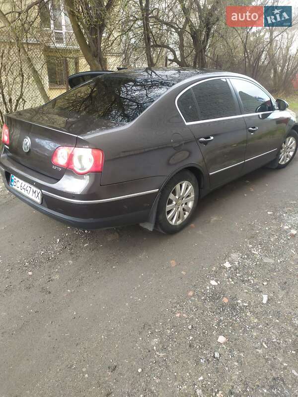 Седан Volkswagen Passat 2006 в 