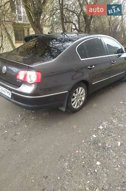 Седан Volkswagen Passat 2006 в 