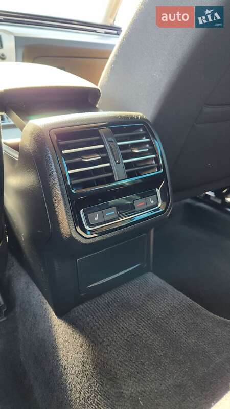Универсал Volkswagen Passat 2017 в Косове фото 26 Универсал Volkswagen Passat 2017 в Косове