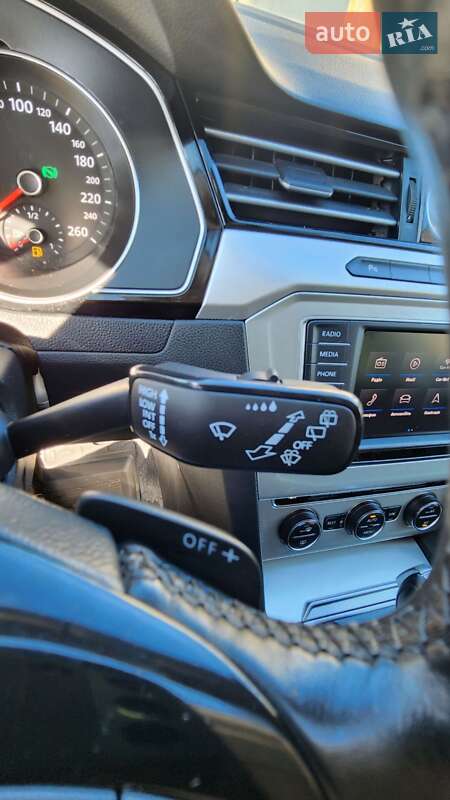 Универсал Volkswagen Passat 2017 в Косове фото 52 Универсал Volkswagen Passat 2017 в Косове