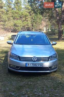 Универсал Volkswagen Passat 2011 в 
