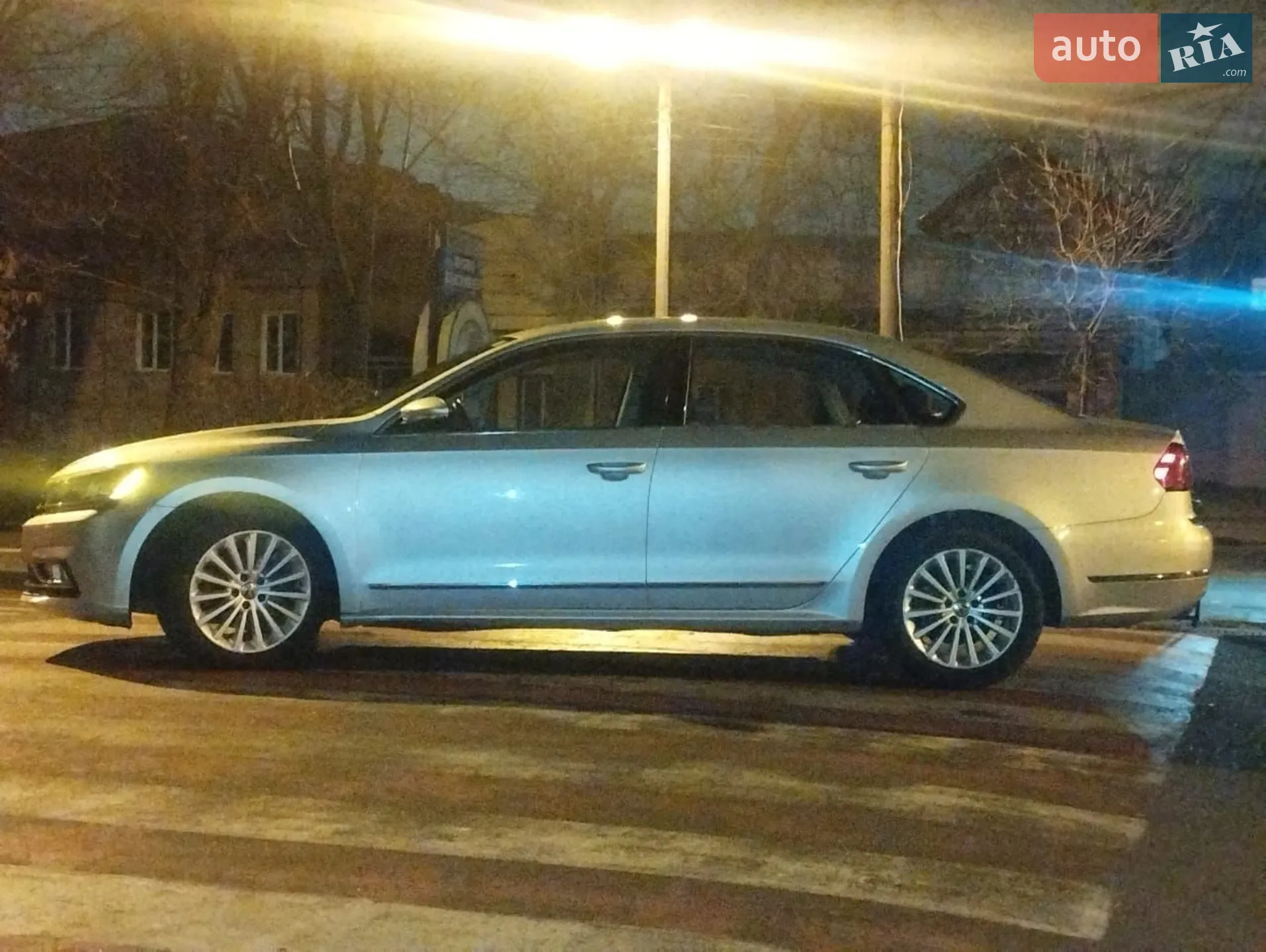 2016 Volkswagen Passat - мініатюра 10
