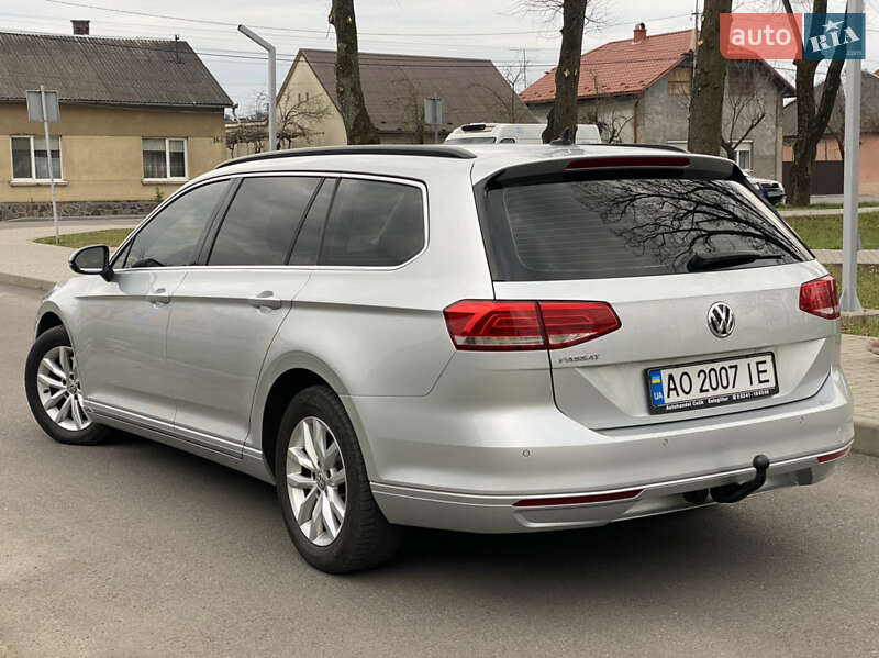 Универсал Volkswagen Passat 2018 в Мукачево