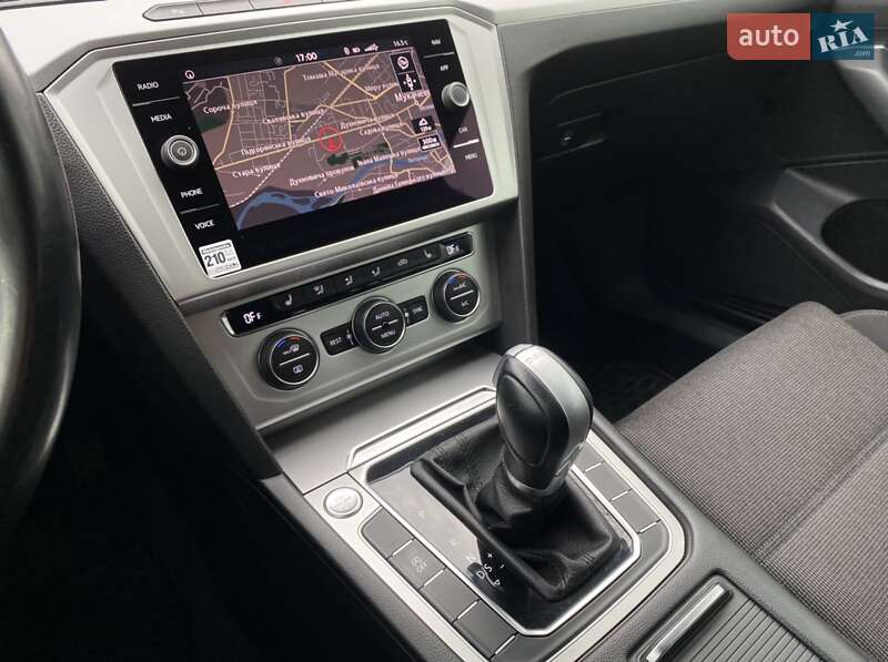 Универсал Volkswagen Passat 2018 в Мукачево