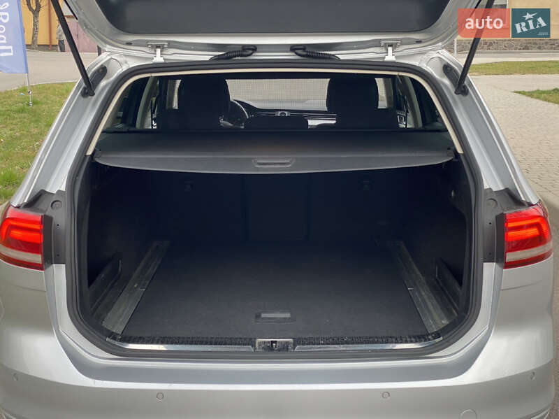 Универсал Volkswagen Passat 2018 в Мукачево