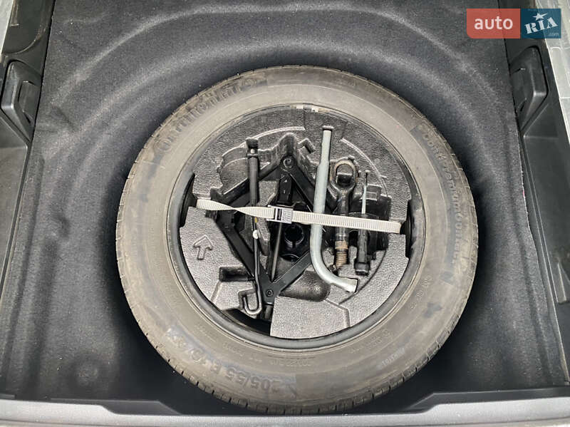 Универсал Volkswagen Passat 2018 в Мукачево