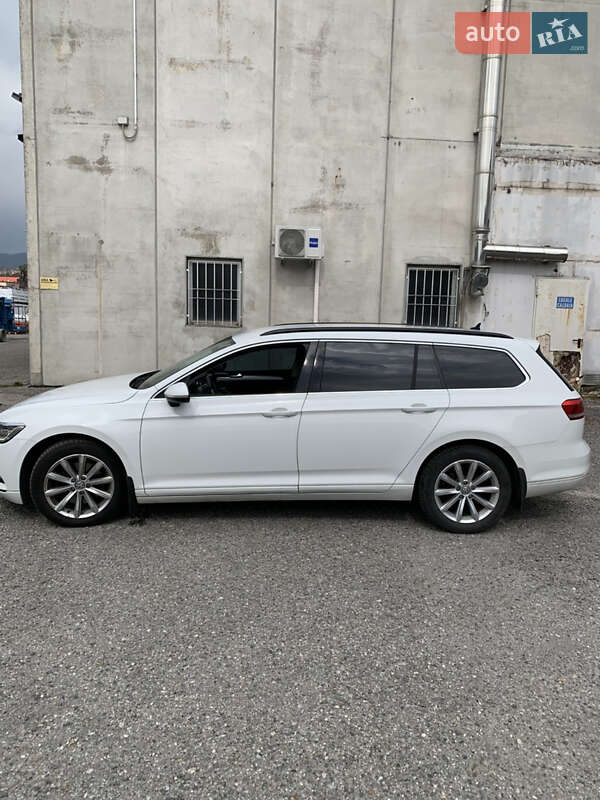 Универсал Volkswagen Passat 2017 в Киеве фото 7 Универсал Volkswagen Passat 2017 в Киеве