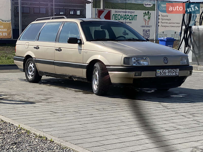 Volkswagen Passat 1990