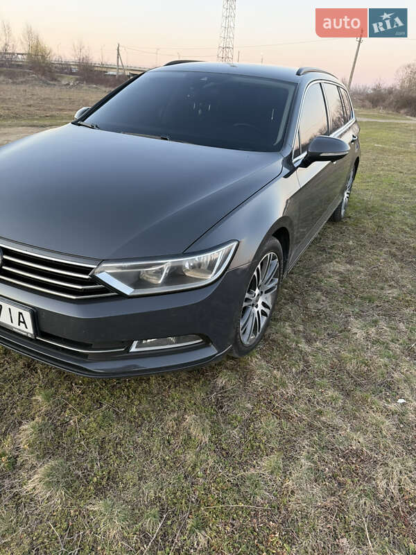 Универсал Volkswagen Passat 2015 в Хусте