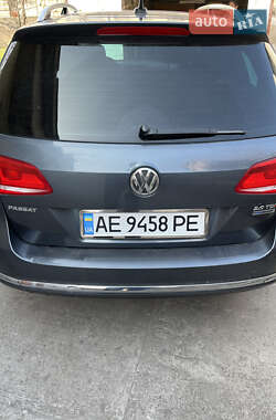 Універсал Volkswagen Passat 2012 в 