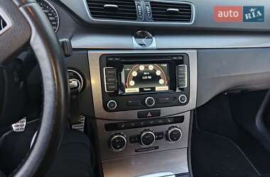 Универсал Volkswagen Passat 2012 в 