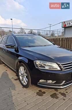 Універсал Volkswagen Passat 2011 в 