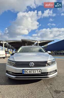 Універсал Volkswagen Passat 2015 в 