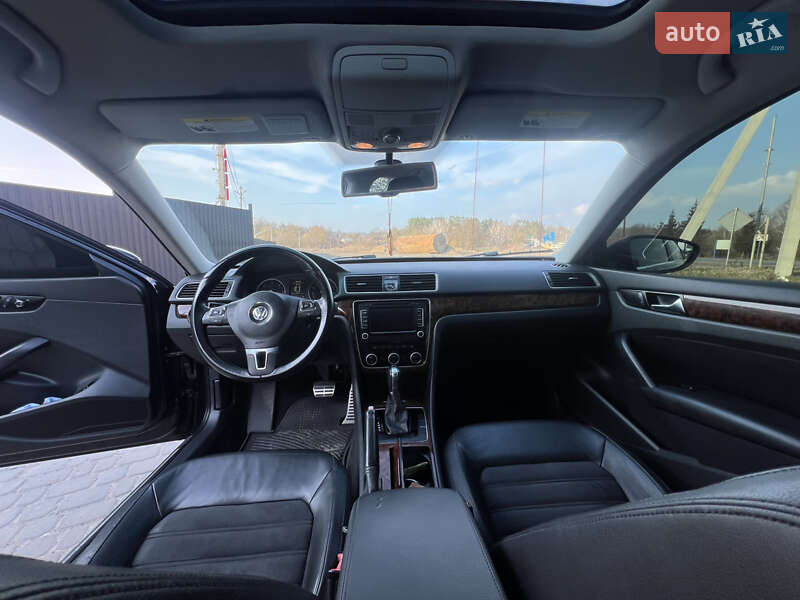 Седан Volkswagen Passat 2012 в Виннице