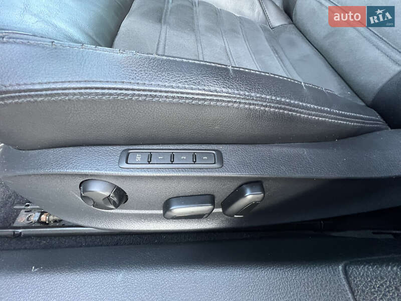 Седан Volkswagen Passat 2012 в Виннице