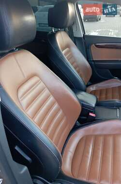 Универсал Volkswagen Passat 2011 в 