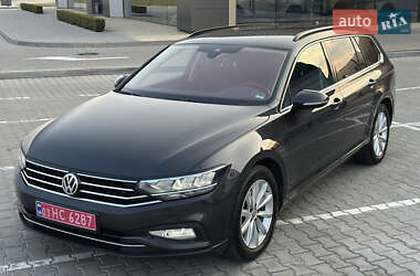 Volkswagen Passat 2020