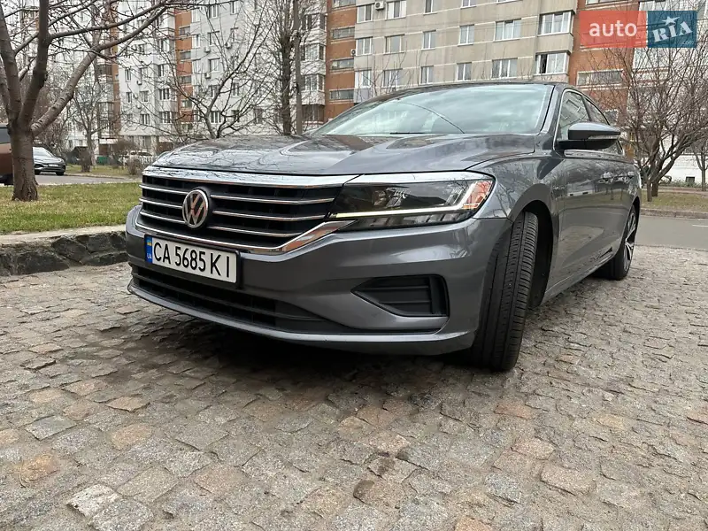 Volkswagen Passat 2021