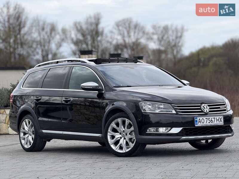 Универсал Volkswagen Passat 2012 в Хусте