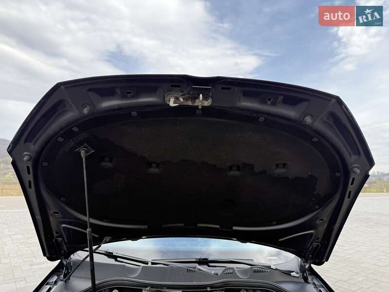 Универсал Volkswagen Passat 2012 в Хусте