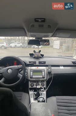 Седан Volkswagen Passat 2007 в Черновцах
