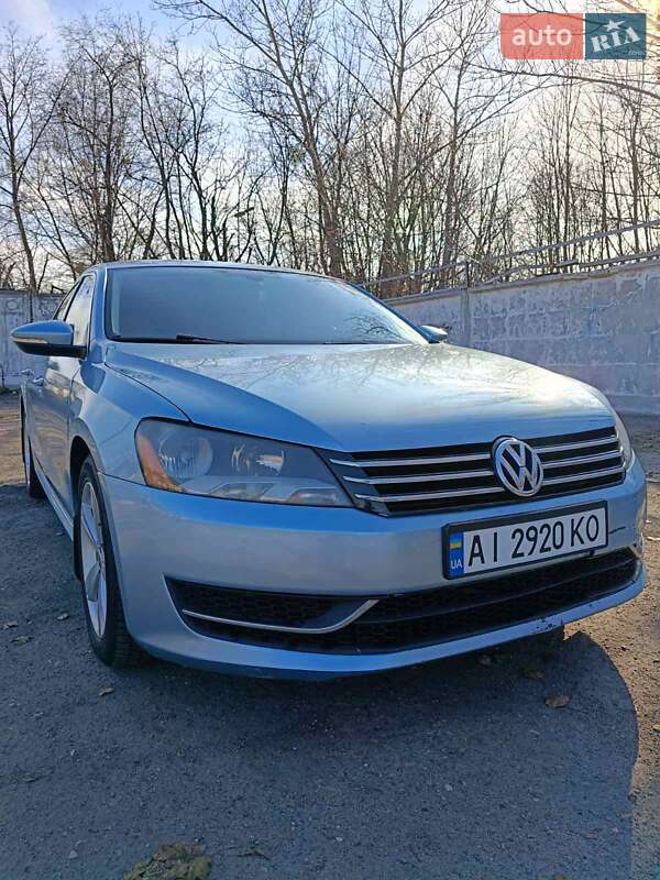 Седан Volkswagen Passat 2012 в 