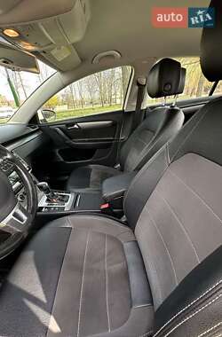 Седан Volkswagen Passat 2012 в Кривом Роге