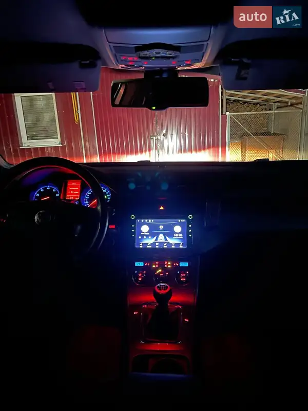 Седан Volkswagen Passat 2005 в 