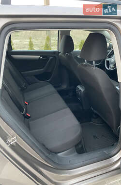 Универсал Volkswagen Passat 2011 в 