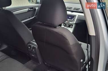 Универсал Volkswagen Passat 2012 в 