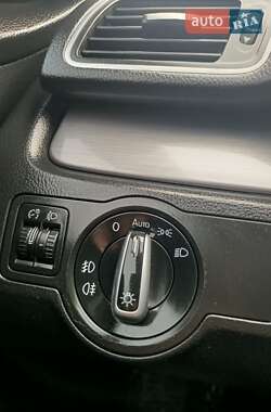 Седан Volkswagen Passat 2011 в 