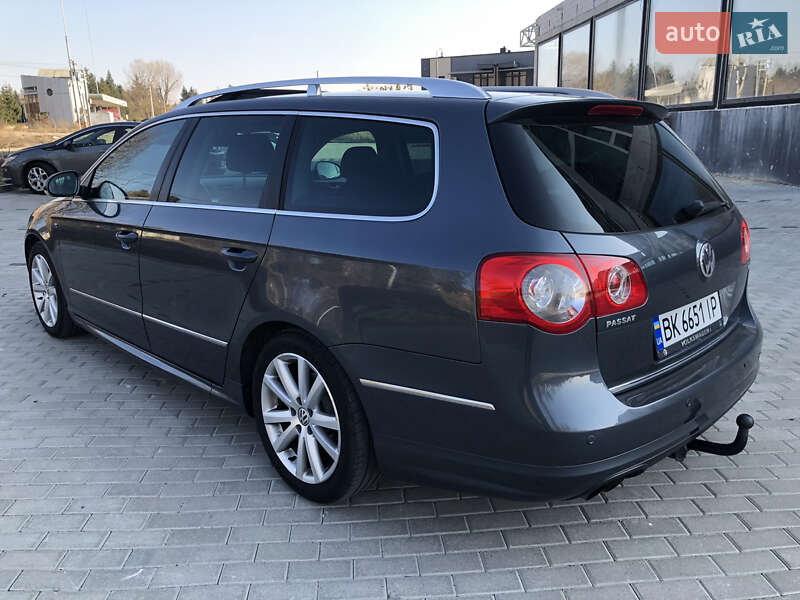 Универсал Volkswagen Passat 2010 в Ровно