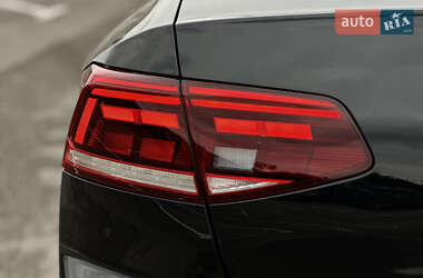 Седан Volkswagen Passat 2020 в 