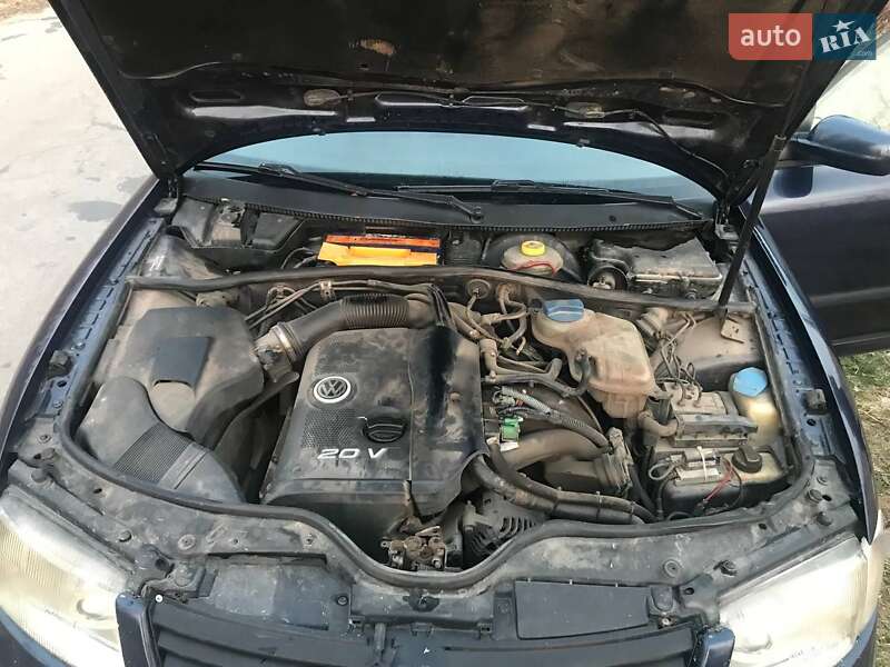 Седан Volkswagen Passat 1998 в Коростышеве