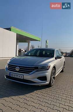 Седан Volkswagen Passat 2021 в Калиновке
