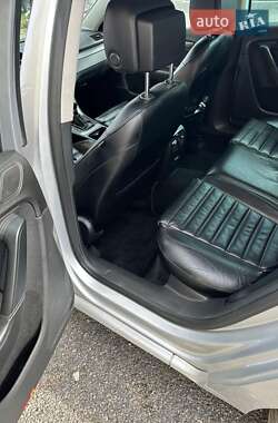 Универсал Volkswagen Passat 2011 в 