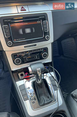 Седан Volkswagen Passat 2010 в 
