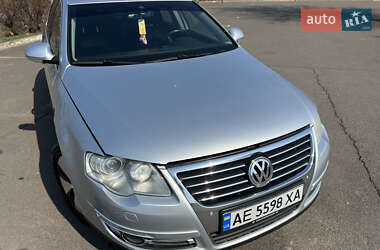 Седан Volkswagen Passat 2010 в 